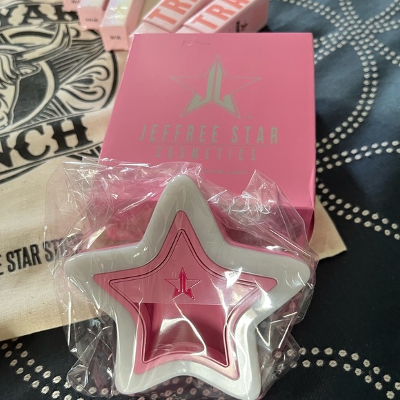 Jeffree Star NEW swag bag of cosmetics and different items- RARE!! - Picture 5 of 5